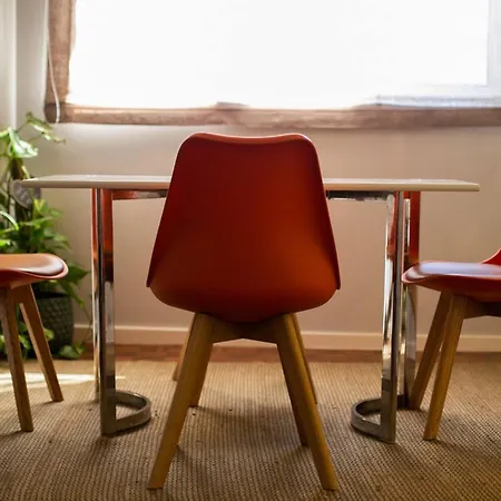 Hipster's Dream By The River شقة