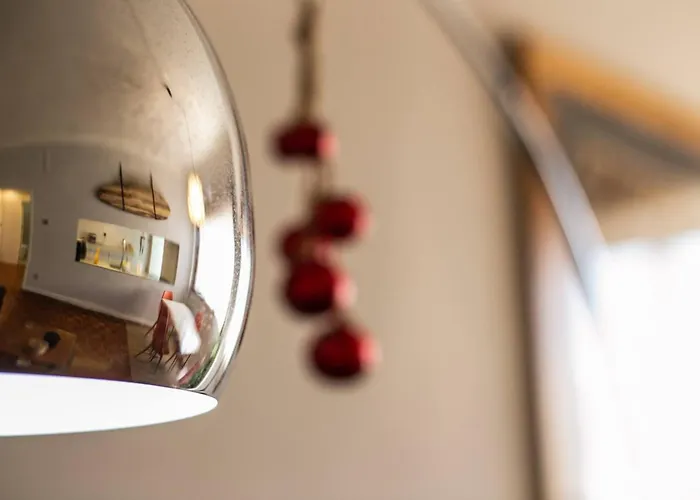 Hipster's Dream By The River بورتو