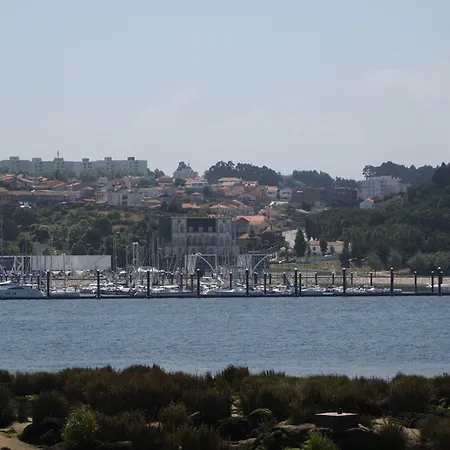 Hipster's Dream By The River 아파트 포르투